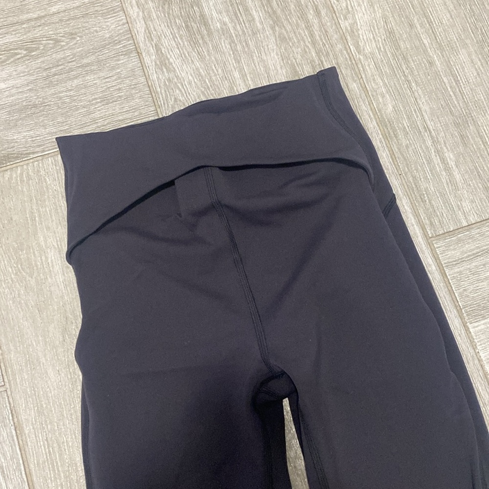 Lululemon Power Within Super High Rise size 6 EUC